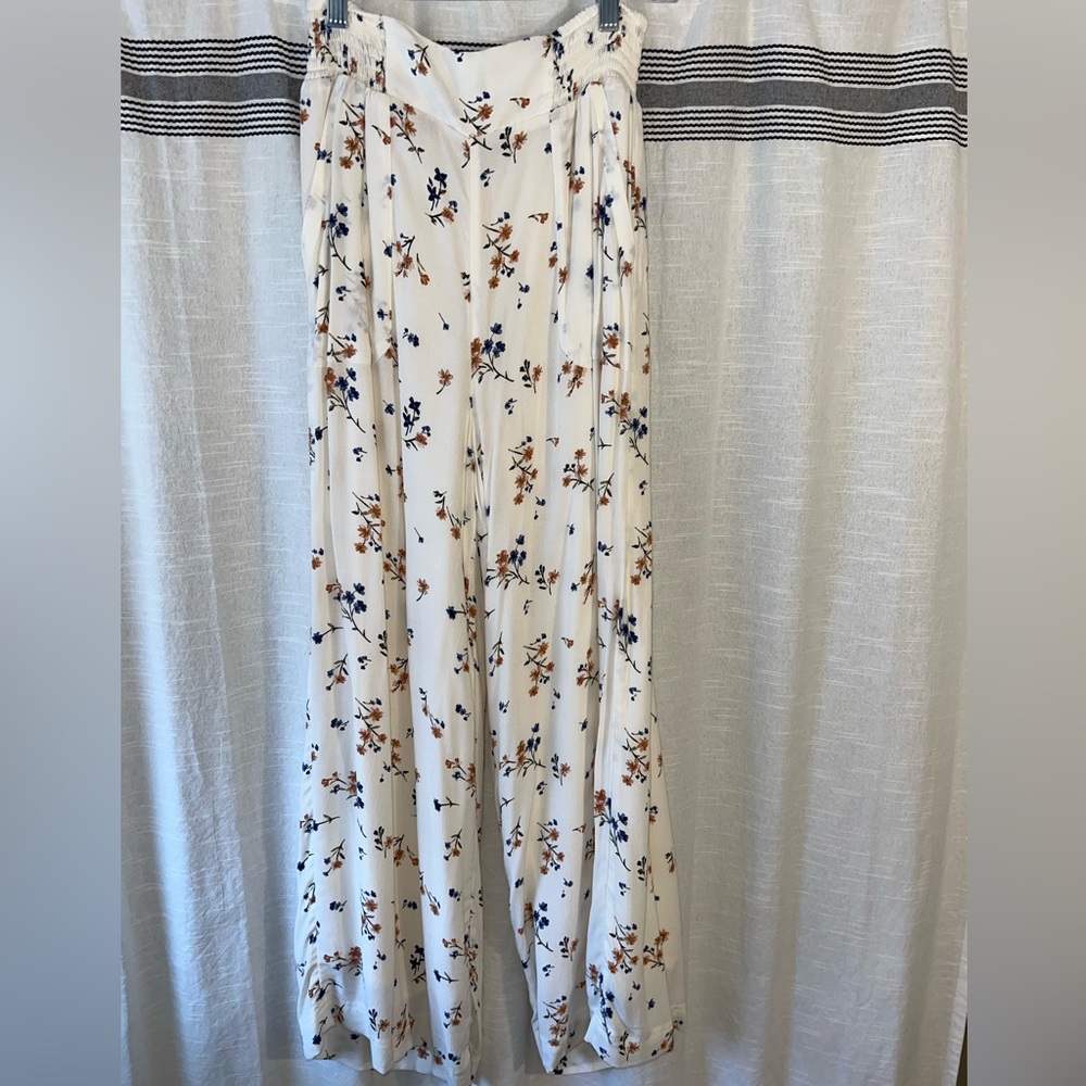 American Eagle wide leg pants